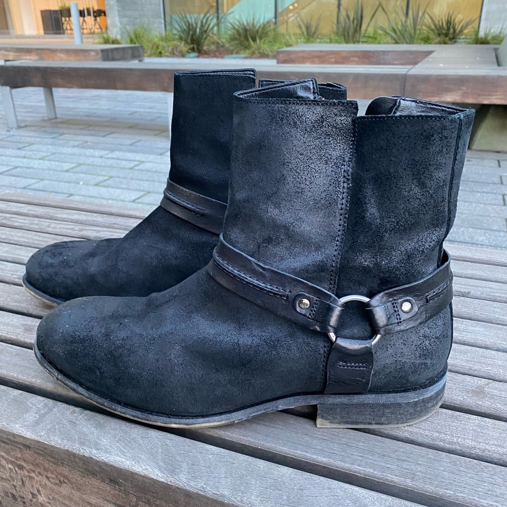 Black Aldo’s biker boots. Good condition.